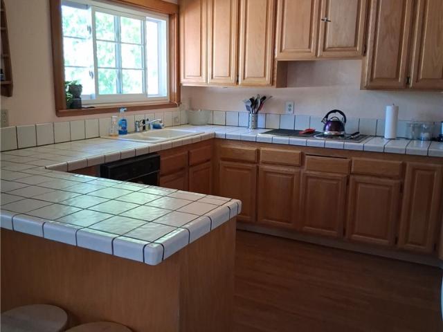 3215 Marina View Dr