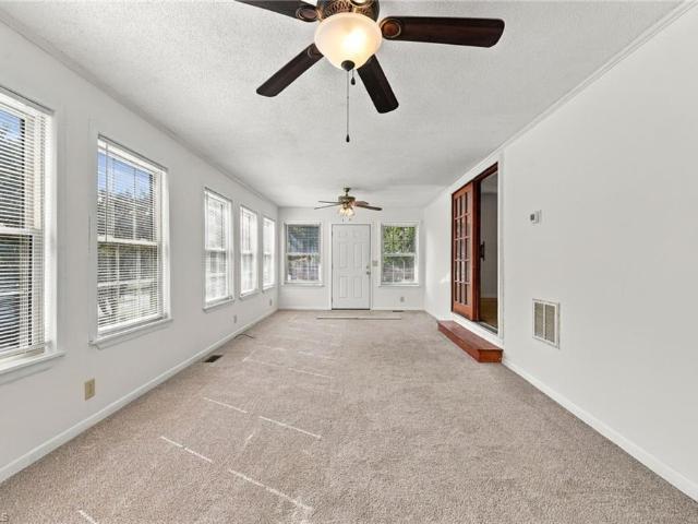 3215 Meadow Lane