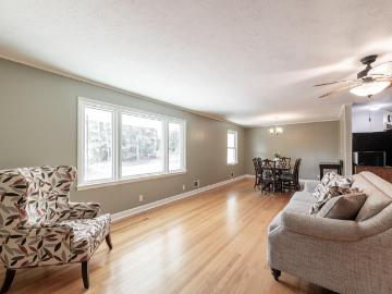 3215 Colonial Drive