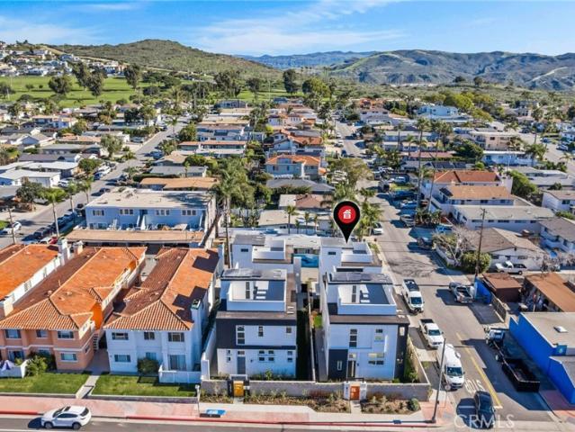 3215 S El Camino Real