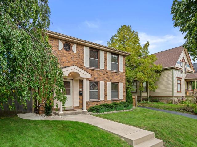 3215 S Indiana Ave, Unit 3217