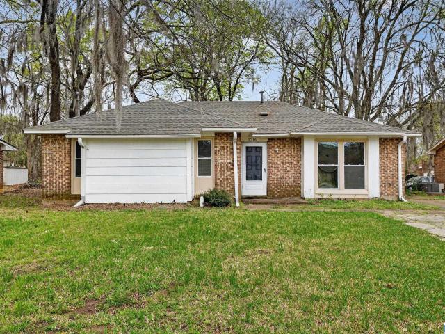 3216 Capwood Curve