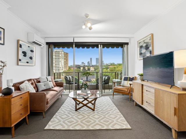 32/16 Carr St, Waverton NSW 2060 Apartment For Rent | Domain