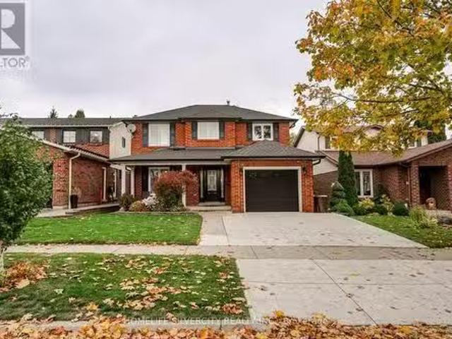 3216 Twin Oaks Crescent, Burlington, ON, L7M 3A2 house for s.