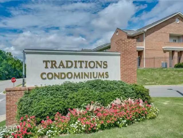 3218 VETERANS MEMORIAL PKWY APT 2301, TUSCALOOSA, AL 35404