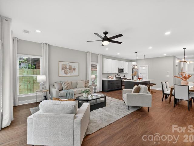 3219 Credenza Rd, Charlotte, NC 28208 | MLS #4363