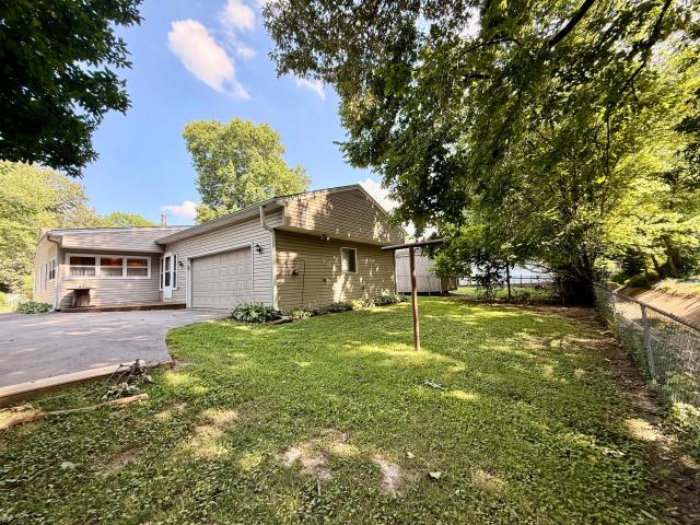 3219 Lorine Lane