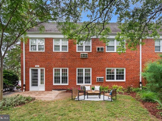 3210 Martha Custis Drive