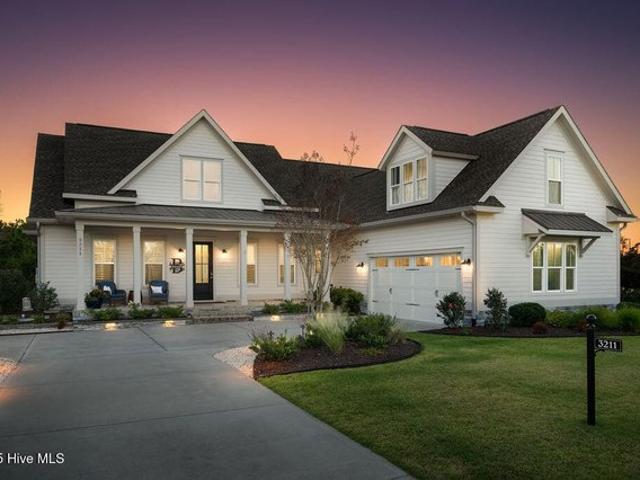 3211 Oceanic Bay Dr, Southport, NC 28461