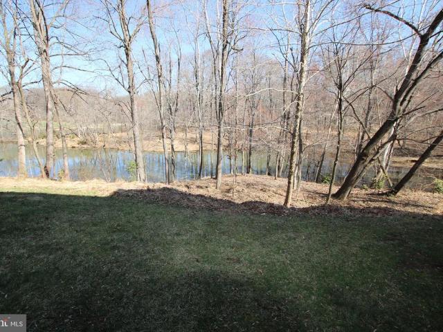 3211 Courtside Road