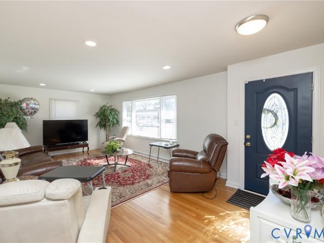3211 Saint Charles Street