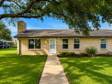 3212 KELLER RD, 2 beds, 1 full bath
