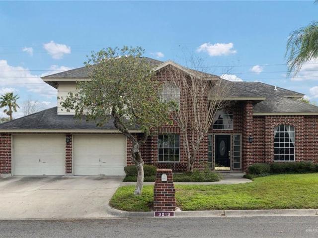 3213 Banyan Drive
