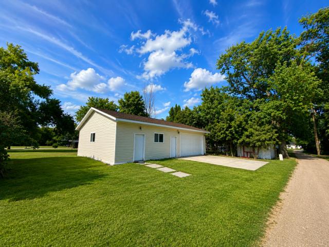 321 3rd Street SW