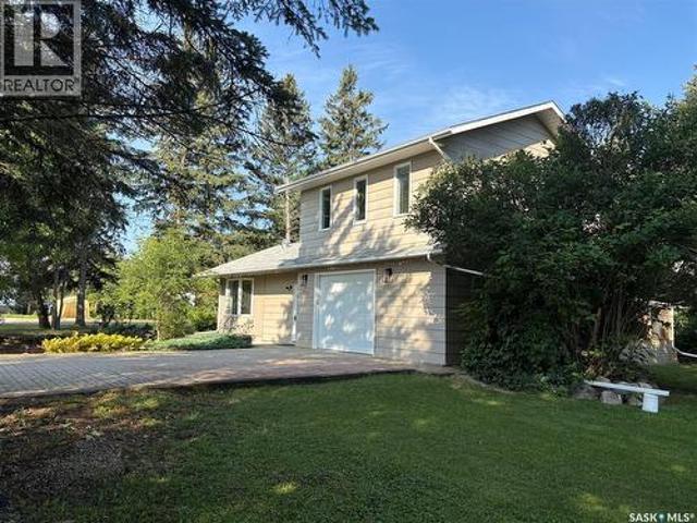 321 1St Avenue N, Big River, SK, S0J 0E0 house for sale | Listing ID SK046372 | Royal LePage
