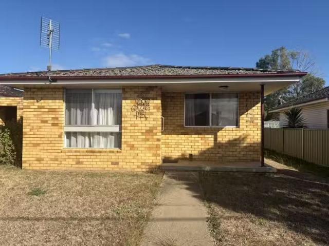 3/21 23 Kathleen Street, TAMWORTH House for rent Listed by We.