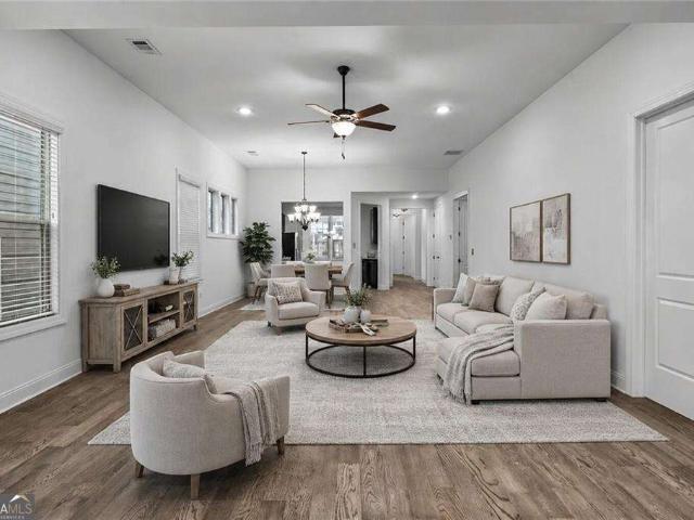 321 Cottonwood Circle