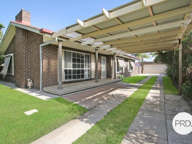 321 Balston Street, LAVINGTON NSW 2641