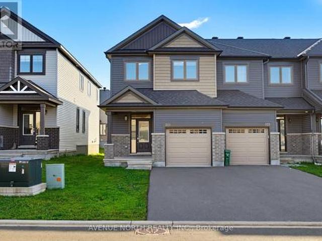 321 Grackle Street, Ottawa, ON, K1X 0G6 house for sale | Listing ID X13668 | Royal LePage