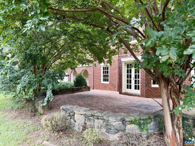 321 Dover Rd