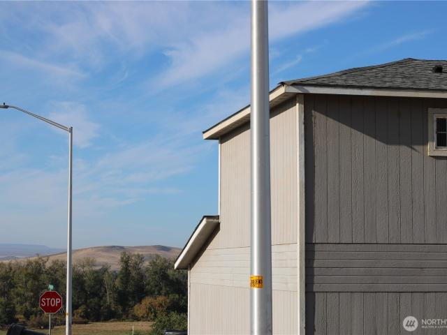 321 Emerald Rd