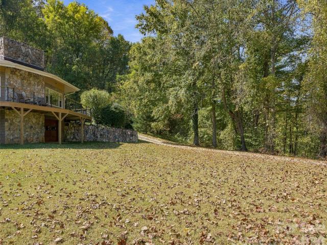 321 Eagles Nest Road