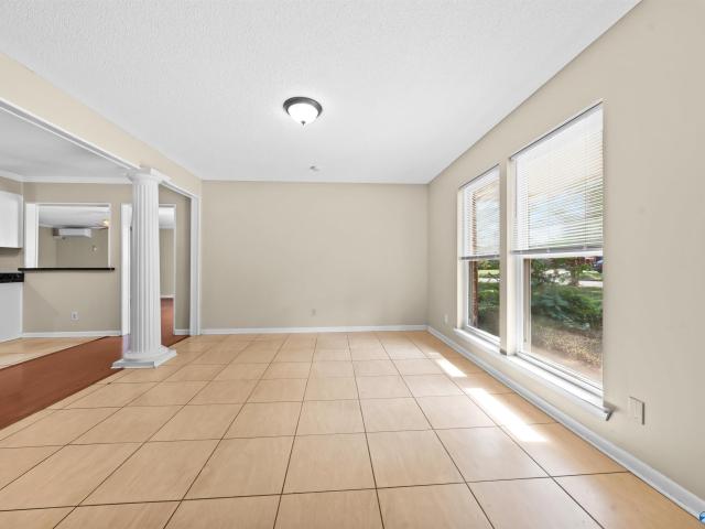 321 Hillside Road SW