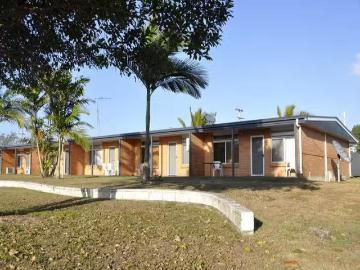 3/21 Owen Jenkins Drive, Sarina Beach, QLD 4737