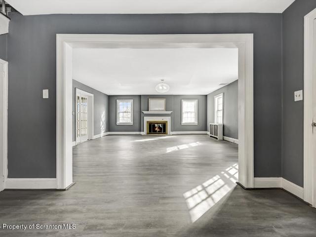 321 Maple Street