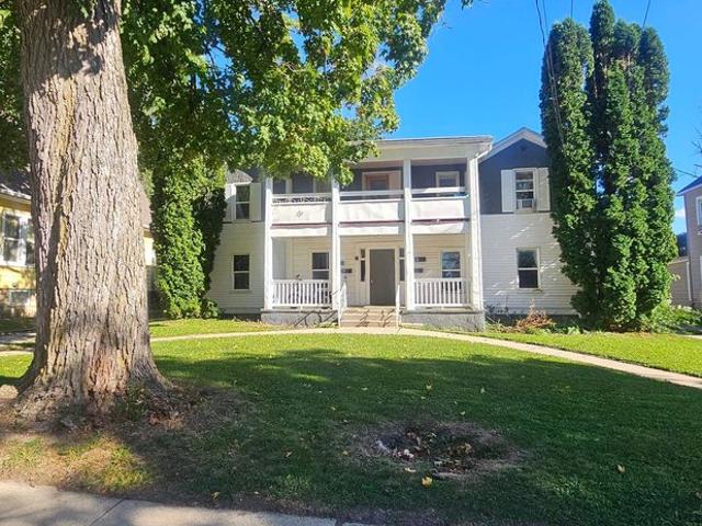 321 N Lincoln Ave, Beaver Dam, WI 53916