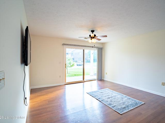 321 Piatt Pl 104