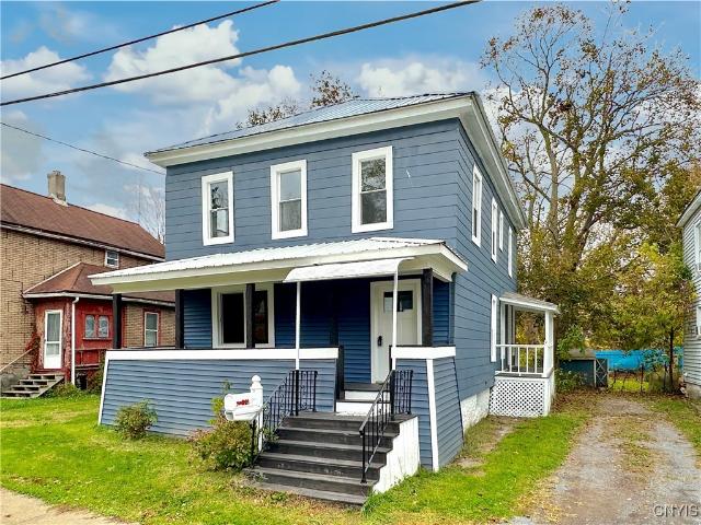 321 Pleasant Avenue