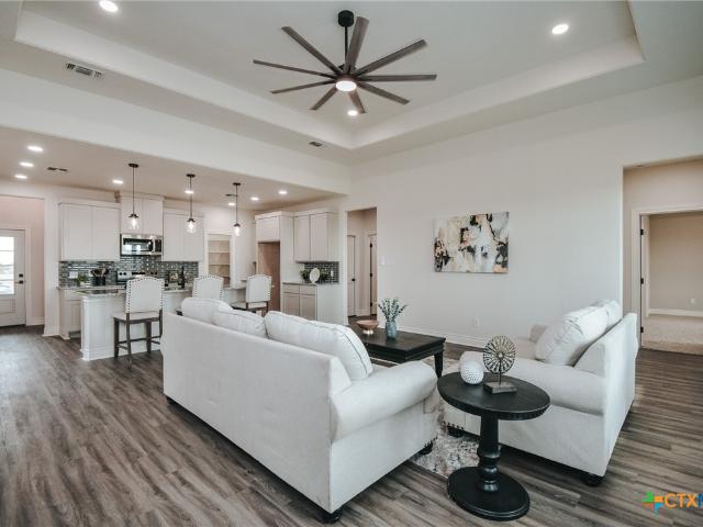321 Whitetail Lane