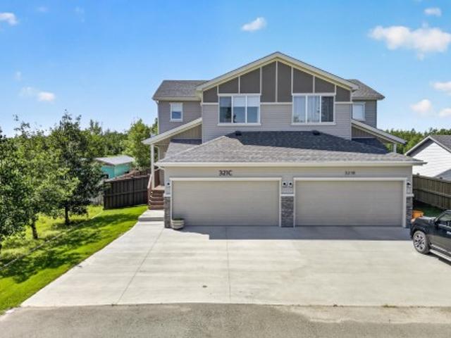 321C 26500 Hwy 44, Riviere Qui Barre, AB, T8R 0J3 house for sale | Listing ID E4499 | Royal LePage