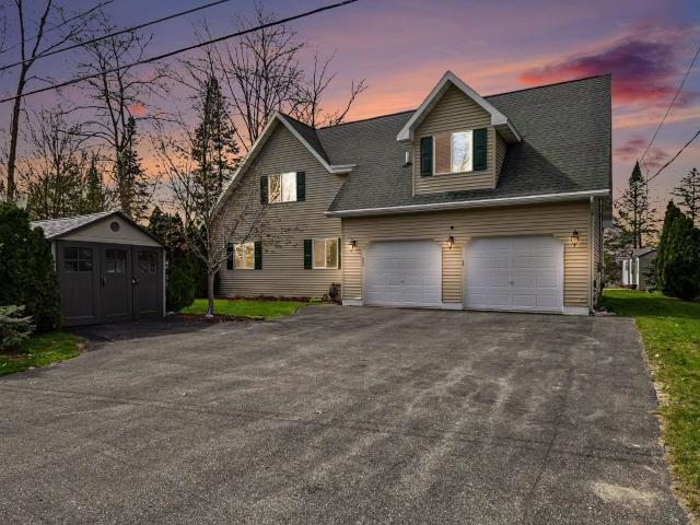 3224 Comanche Trail