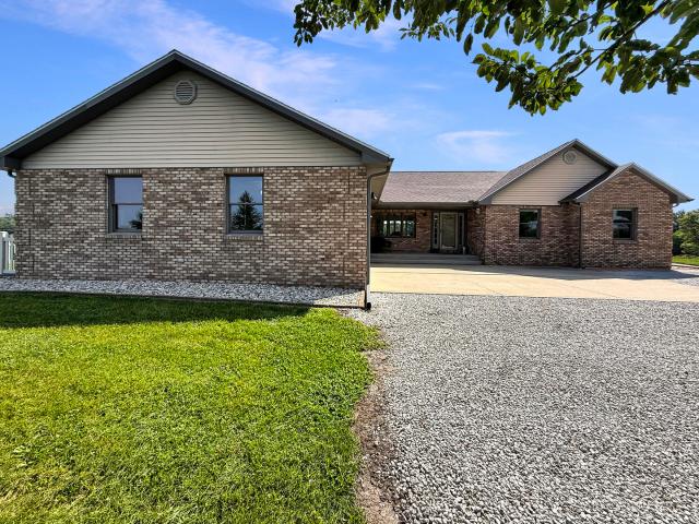 3224 County Road 2700 E