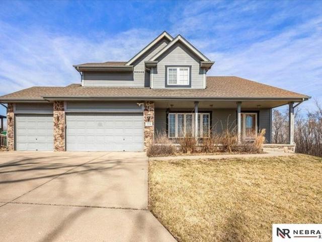 3224 Fairway Dr, Plattsmouth, NE 68048