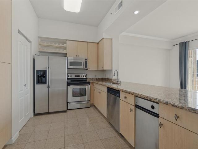 3225 Turtle Creek Boulevard # 1012