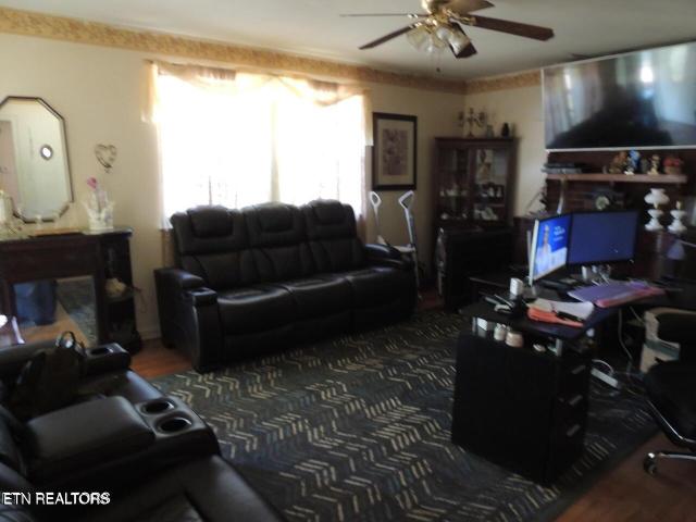 3227 George Light Rd