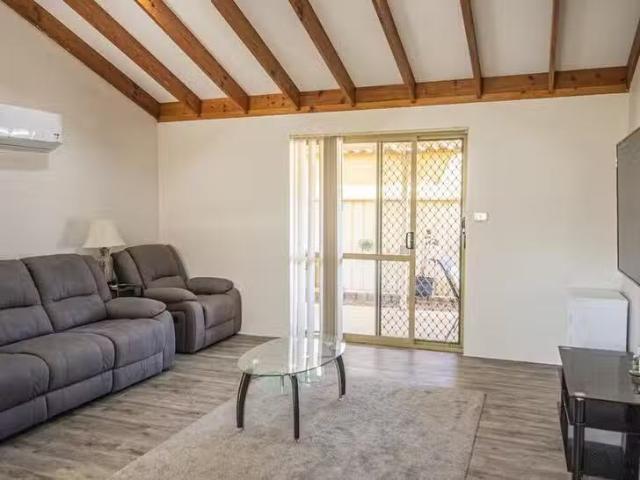 3/228 Willbird Drive, Mahomets Flats, WA 6530