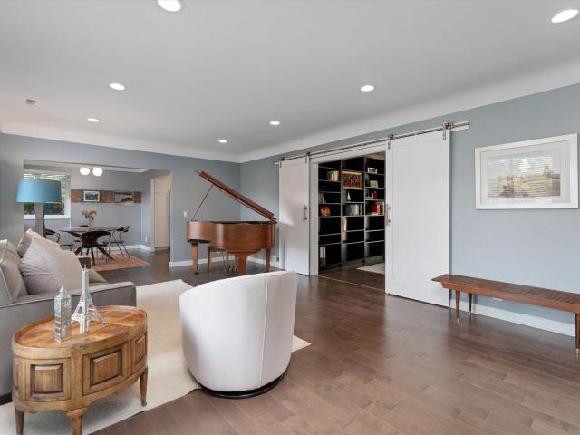 32205 Eastlady Drive
