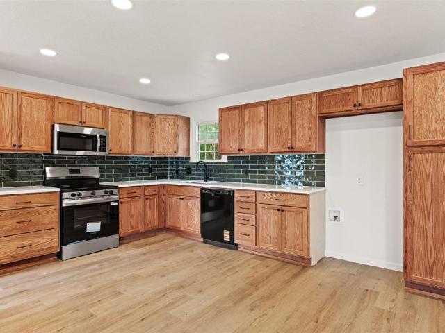 3220 N 31st Street