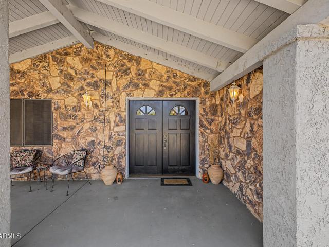 3220 e lone coyote trail