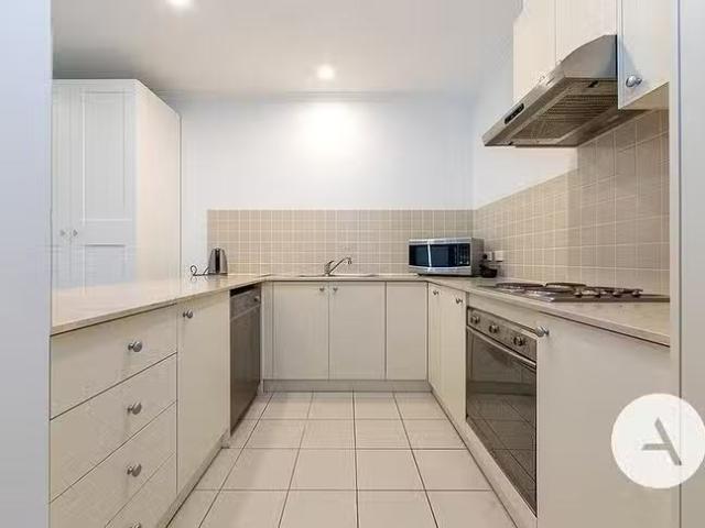 32/20 Federal Highway, Watson, ACT 2602