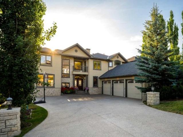 3221 77 Street Sw, Calgary, AB, T3H 5M1 house for sale | Listing ID A2336 | Royal LePage