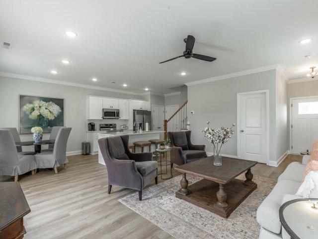 3222 Green Turtle Lane NE
