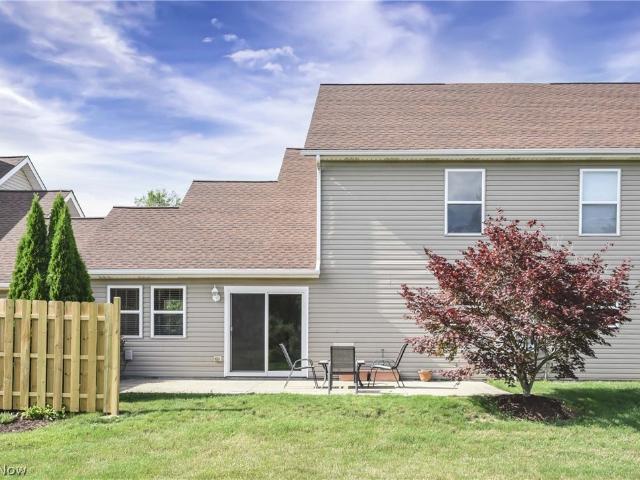 3222 Greentree Circle
