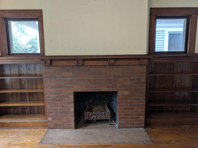 3223 N Marietta Ave, Unit 3225