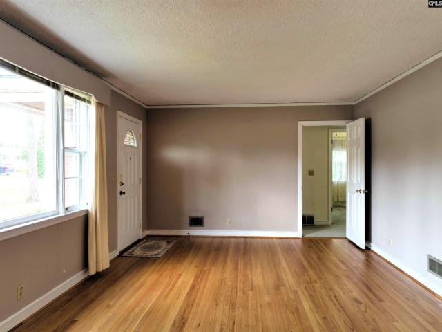 3223 Glendale Road