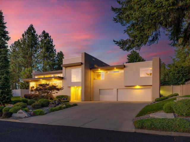 3223 S HIGH Dr, Spokane, US, WA